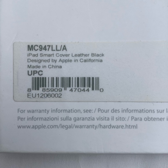 Year 2012 Apple iPad Smart Magnetic Cover for iPad 2 3 & 4 - Leather Black MC947 - Picture 5 of 15